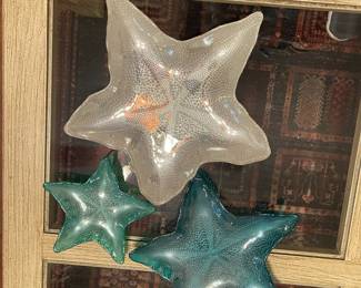 Nesting starfish dishes
