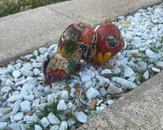 Mexican pottery earth worm