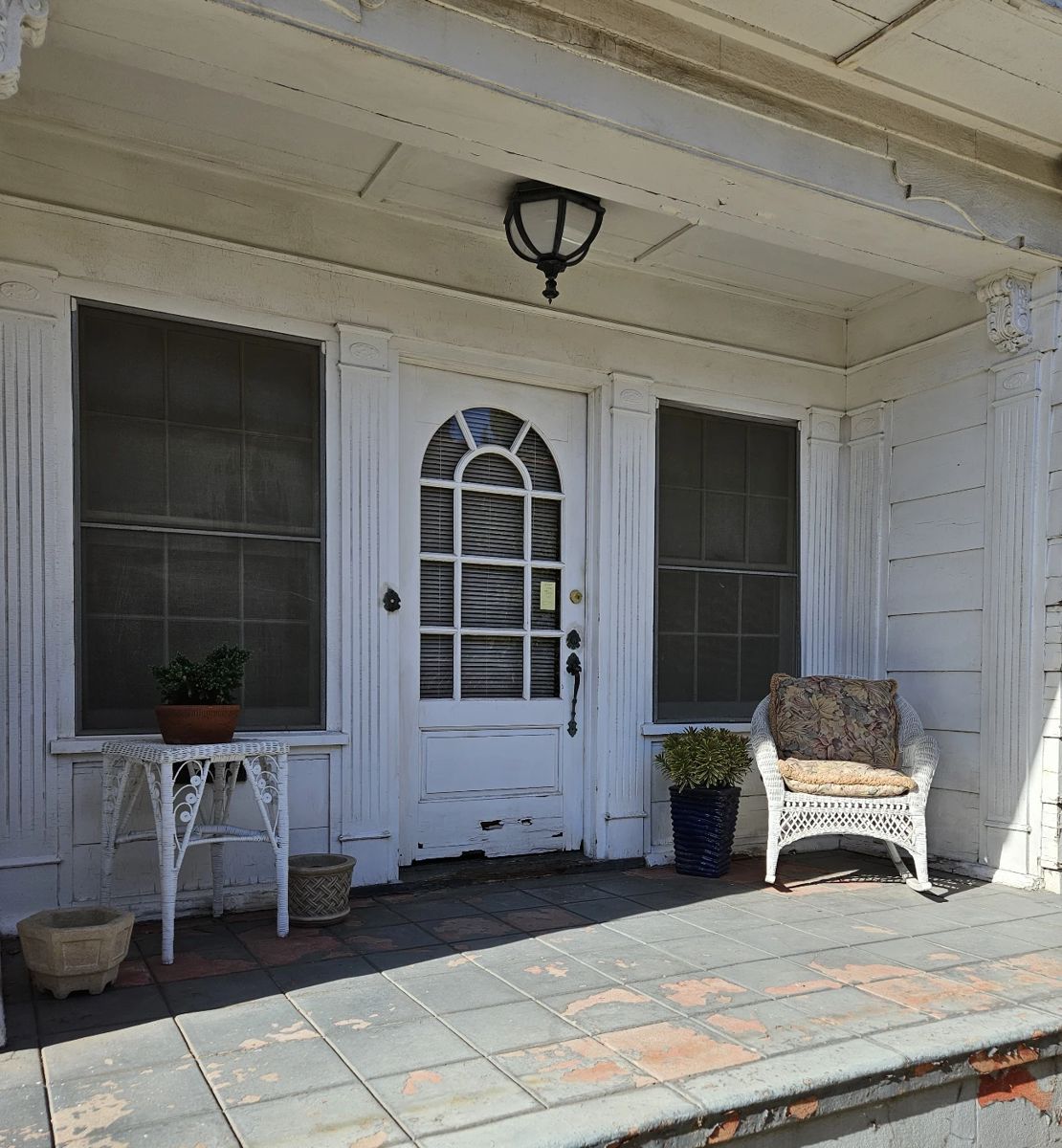Whole House Estate Sale 50+ Years in Los Angeles, CA starts on 12/15/2023