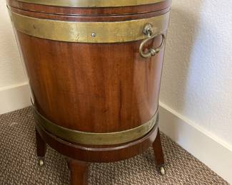 Very very fine authentic Georgian banded antique