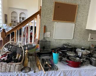 Tons of kitchen ware