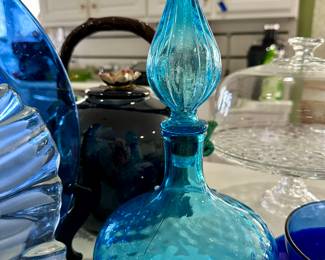 Blue bubble glass vase