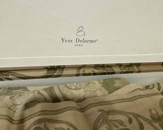 Yves Delorme linens 