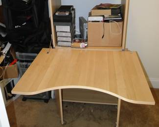 Pull out desk