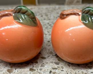 Peach Salt & Pepper Shaker