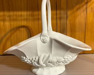 Large Indiana Glass Milk Glass Fruit Basket