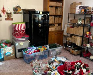 Safes are not for sale! More craft!