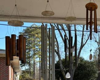 Several wind chimes 