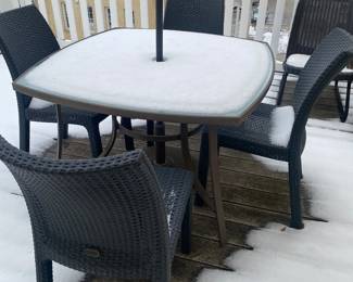 Keter outdoor table with four chairs