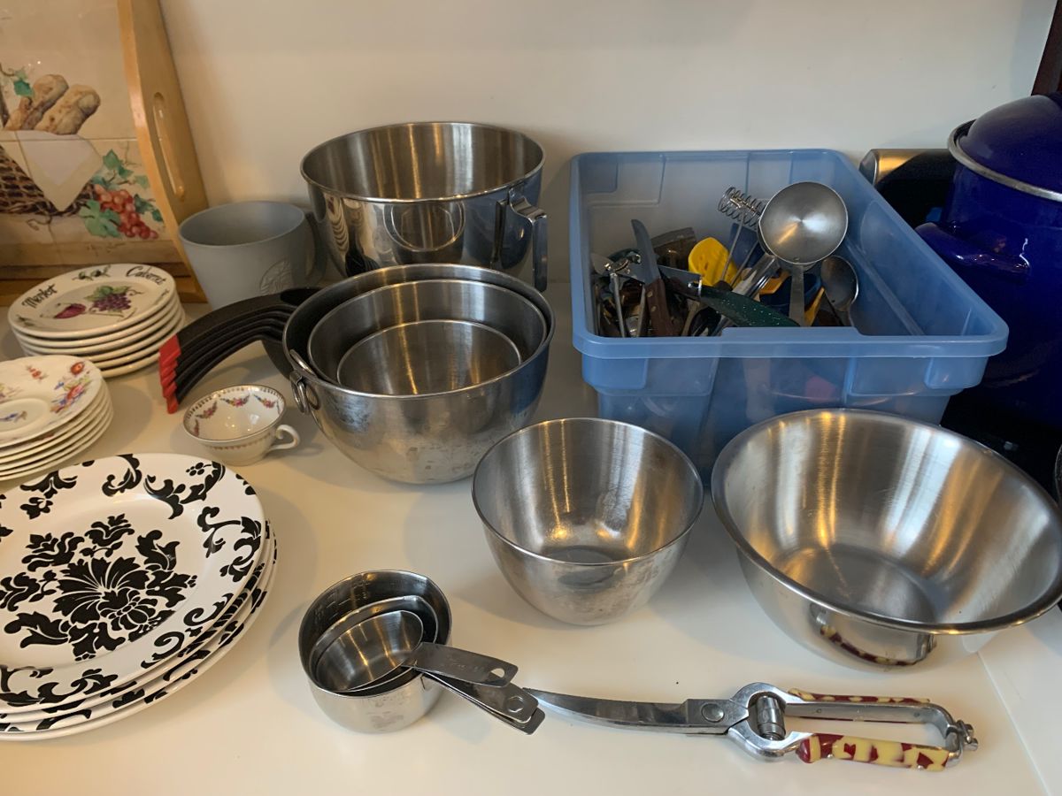 Charming North Buffalo Estate Sale! starts on 12/15/2023