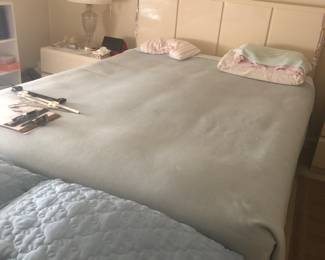 Queen bed