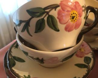 Desert Rose China set 
Serving players, serving bowls,
Place setting for 12
Sugar and creamer, s & p
Pitchers very large set