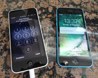 Couple I Phone Model A1532