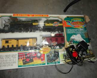 Bright Electric Big G Scale Train Set (1997)