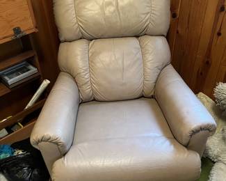 This is photo 1 of 2 of this Lay-Z-Boy electric reliner lift chair.  It looks really, really comfortable.