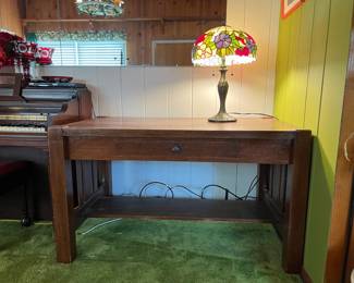 But let's not forget the table on which the lamp is sitting.