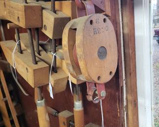 T45 - $15. Rope Pulley. 