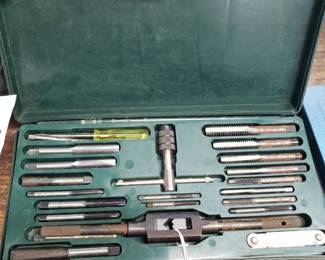 T68 - $20. Tap and Die Set. 