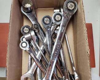 T52 - $65. Craftsman ratcheting wrench set. 