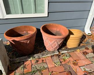 Y4 - Plastic Planters $5 - $10 depending on size & condition. 