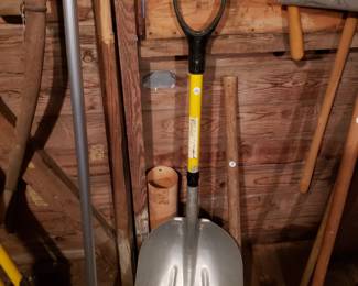 C4 - Shovel - $10