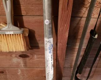 C9 - $20. S-Line Cargo bar. 