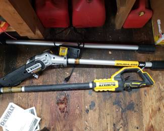 T6 - $95 - Dewalt DCPS620 Pole Saw, 20V, includes 1 battery and 1 charger. 