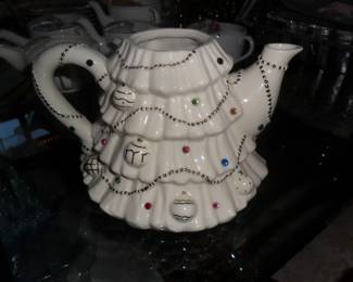 Lenox Jeweled tea pot no top