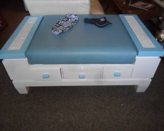 Bench that coverts to coffee table