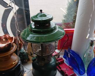 Vintage Coleman lantern 