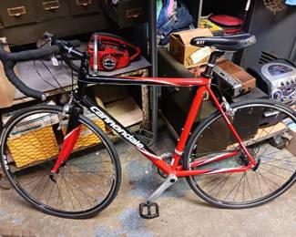 Cannondale 56 cm CAAD 8 road bike