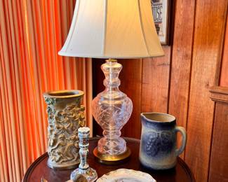 Family Room | Closer view of one of the side tables.