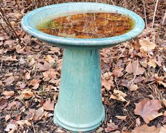 Ceramic bird bath