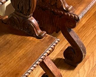 Louis Philippe detailed carving