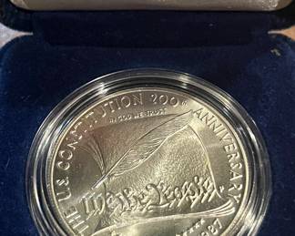  1987 Constitution BU Commemorative 90% Silver Dollar US Coin B2