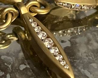 Detail of the gorgeous flawless diamonds used by ELIZABETH RAND