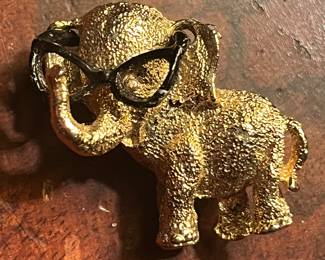 BABY ELEPHANT wearing glasses…child’s brooch 1960s