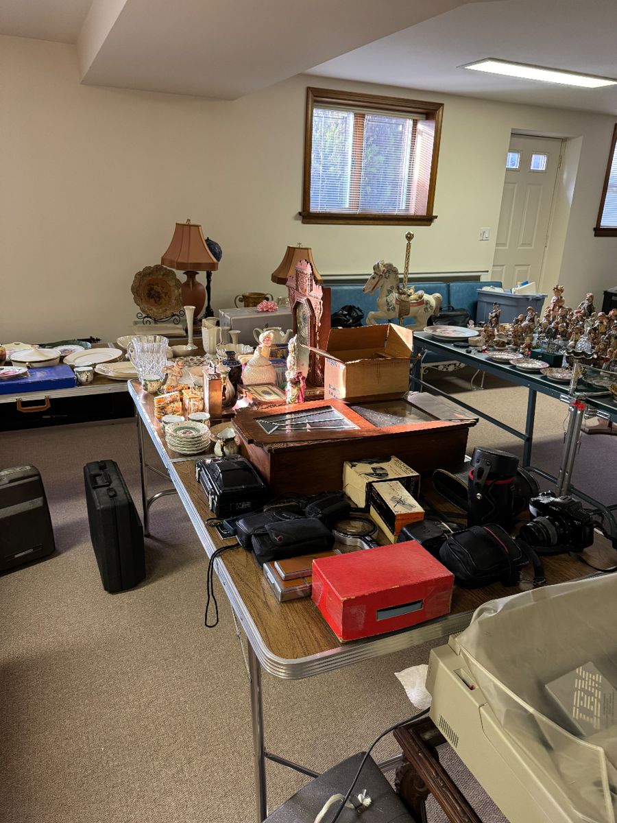 Estate sale In Douglas Manor NY By Certified... starts on 12/16/2023