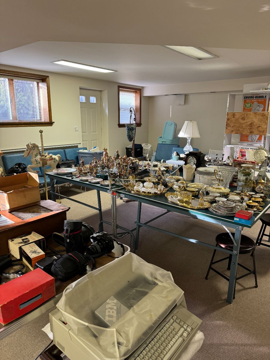 Estate sale In Douglas Manor NY By Certified... starts on 12/16/2023