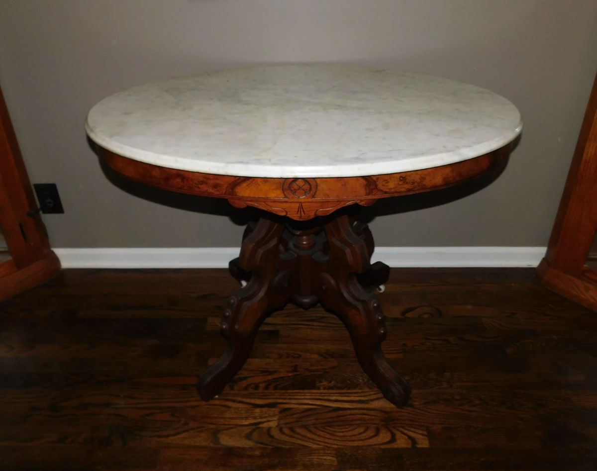 ESTATE AUCTION PENCE AUCTION in Pleasant Valley, MO starts on 12/30/2023