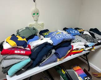 SPORTS RELATED CLOTHES