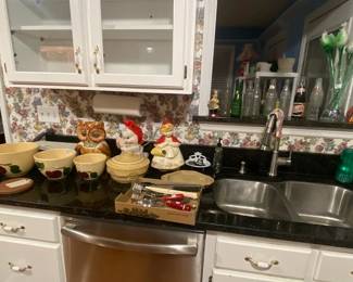 Cookie Jars and Watt Pottery