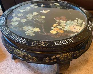 "Merry Times in Montclair" in Augusta, GA. Closing on Sun 12/17 at 8p. Pickup: Tue 12/19 from 1-6pm. Please click here to view more photos, descriptions, and current bids:&nbsp;https://ctbids.com/estate-sale/25586
Andy & Rebecca Beard, Owners of Caring Transitions of Augusta, present this CTBIDS sale! This sale features a Uranium Glass Lamp, African & Mexican Masks & Decor, Signed Decorative Pottery, Copper Cake Molds, Emeralite Bankers Lamp, Fur Coats, Fenton & Uranium Glass, Jadeite Candle Holders & Bowl, Lalique Figurines, Louis XVI-Style Buffett & Sideboard, Vintage Fire King, Pyrex, Corningware, Wedgwood & Roseville, Vinyl Records & more! GA LIC AU0045