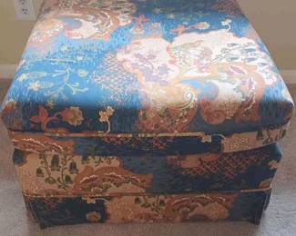 "Merry Times in Montclair" in Augusta, GA. Closing on Sun 12/17 at 8p. Pickup: Tue 12/19 from 1-6pm. Please click here to view more photos, descriptions, and current bids:&nbsp;https://ctbids.com/estate-sale/25586
Andy & Rebecca Beard, Owners of Caring Transitions of Augusta, present this CTBIDS sale! This sale features a Uranium Glass Lamp, African & Mexican Masks & Decor, Signed Decorative Pottery, Copper Cake Molds, Emeralite Bankers Lamp, Fur Coats, Fenton & Uranium Glass, Jadeite Candle Holders & Bowl, Lalique Figurines, Louis XVI-Style Buffett & Sideboard, Vintage Fire King, Pyrex, Corningware, Wedgwood & Roseville, Vinyl Records & more! GA LIC AU0045