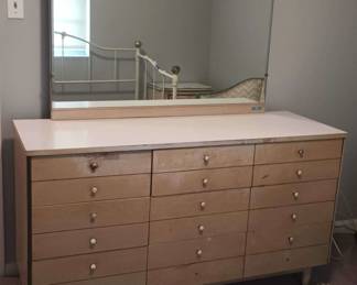 "Merry Times in Montclair" in Augusta, GA. Closing on Sun 12/17 at 8p. Pickup: Tue 12/19 from 1-6pm. Please click here to view more photos, descriptions, and current bids:&nbsp;https://ctbids.com/estate-sale/25586
Andy & Rebecca Beard, Owners of Caring Transitions of Augusta, present this CTBIDS sale! This sale features a Uranium Glass Lamp, African & Mexican Masks & Decor, Signed Decorative Pottery, Copper Cake Molds, Emeralite Bankers Lamp, Fur Coats, Fenton & Uranium Glass, Jadeite Candle Holders & Bowl, Lalique Figurines, Louis XVI-Style Buffett & Sideboard, Vintage Fire King, Pyrex, Corningware, Wedgwood & Roseville, Vinyl Records & more! GA LIC AU0045