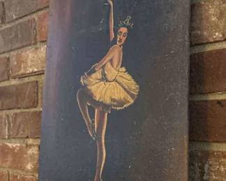 "Merry Times in Montclair" in Augusta, GA. Closing on Sun 12/17 at 8p. Pickup: Tue 12/19 from 1-6pm. Please click here to view more photos, descriptions, and current bids:&nbsp;https://ctbids.com/estate-sale/25586
Andy & Rebecca Beard, Owners of Caring Transitions of Augusta, present this CTBIDS sale! This sale features a Uranium Glass Lamp, African & Mexican Masks & Decor, Signed Decorative Pottery, Copper Cake Molds, Emeralite Bankers Lamp, Fur Coats, Fenton & Uranium Glass, Jadeite Candle Holders & Bowl, Lalique Figurines, Louis XVI-Style Buffett & Sideboard, Vintage Fire King, Pyrex, Corningware, Wedgwood & Roseville, Vinyl Records & more! GA LIC AU0045