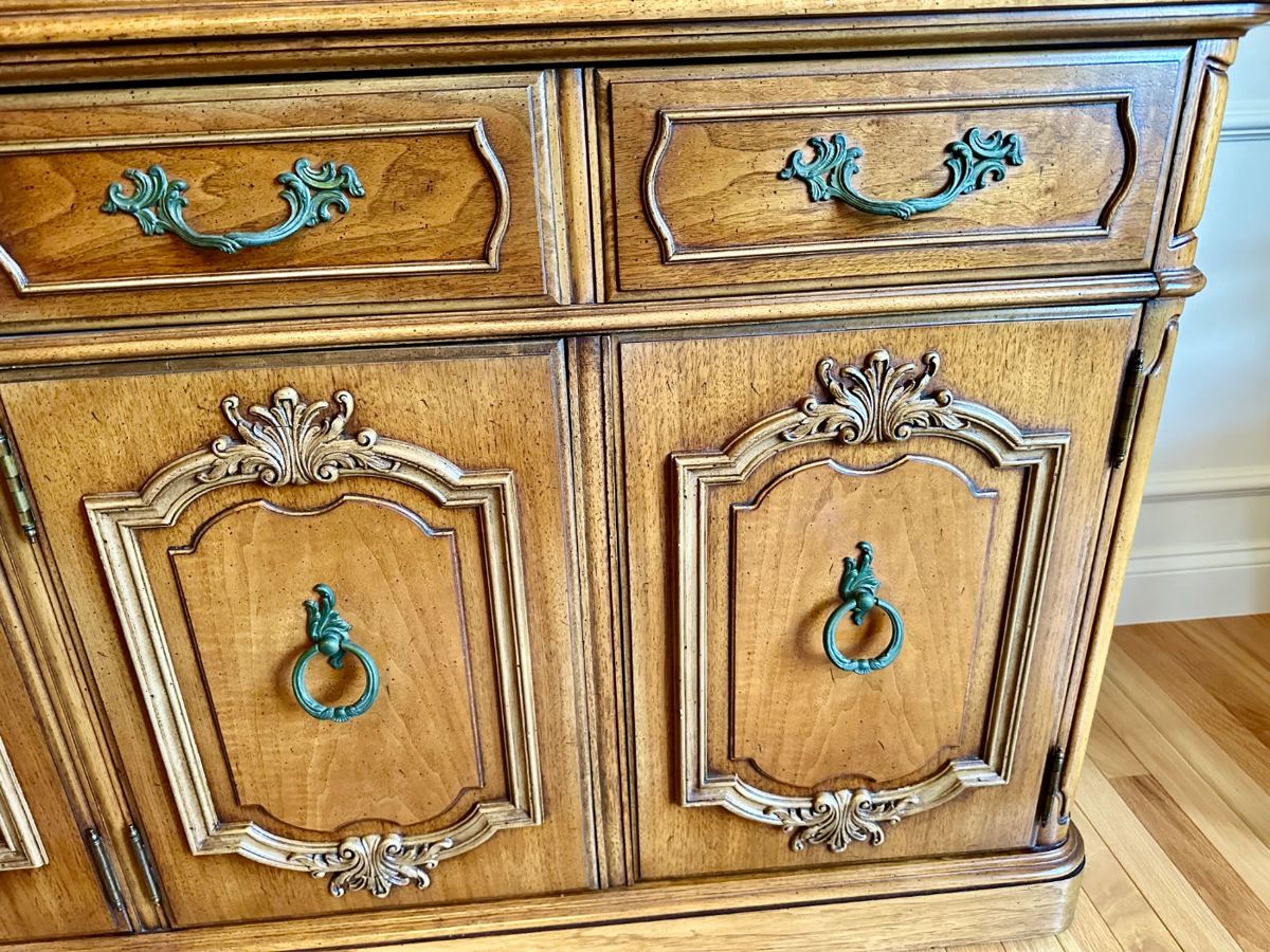 Estate Sale with Furniture in Methuen, MA starts on 12/16/2023