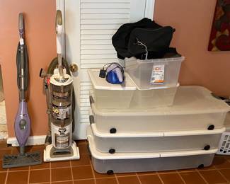 Shark steam mop and vacuum, storage containers 