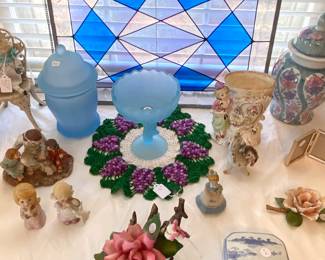 Various decorative pieces