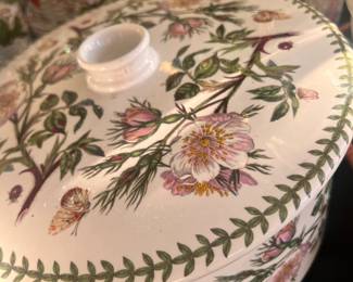 PORT MERRION BOTANICAL GARDENS IS EVERYWHERE HERE!!!